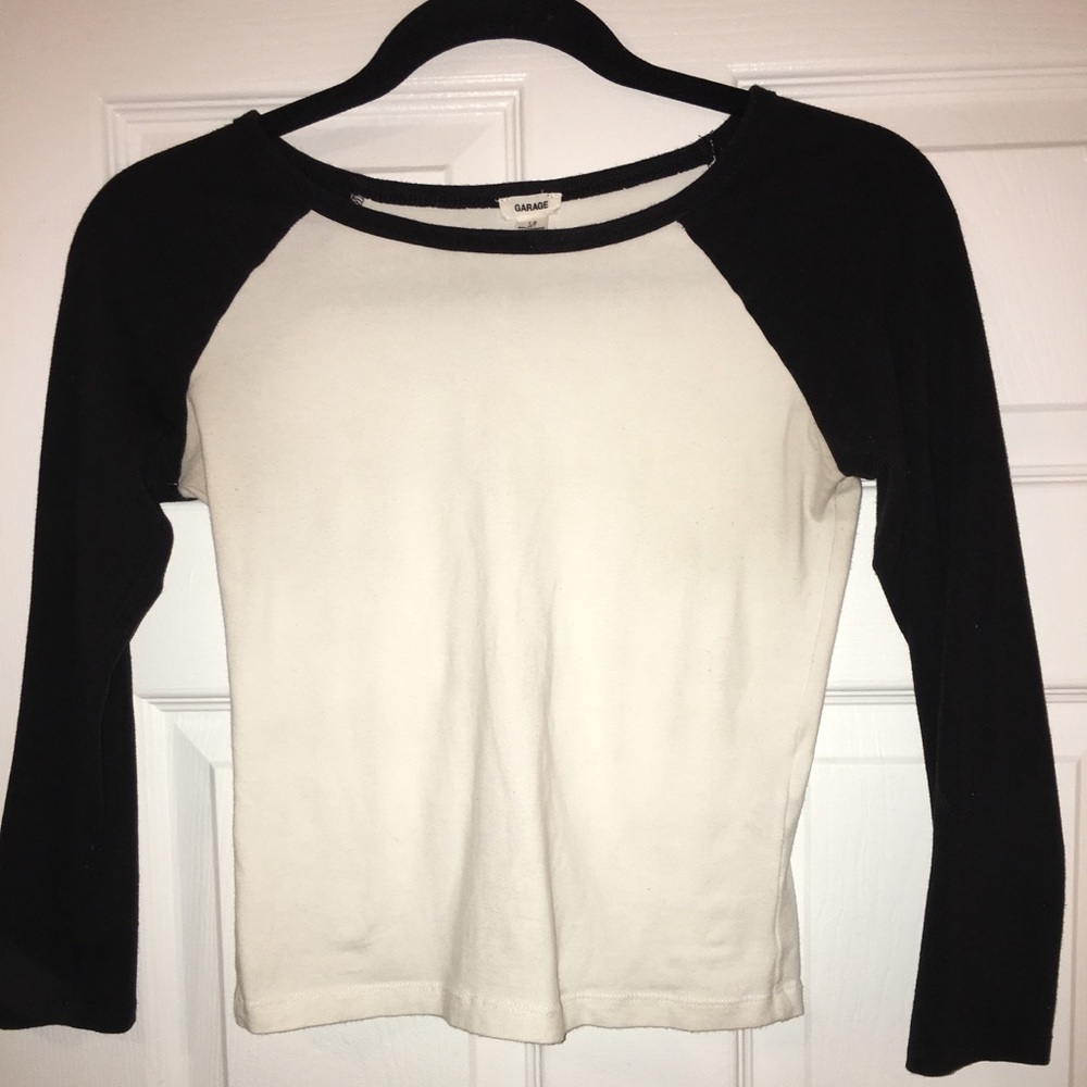 long sleeve cropped top